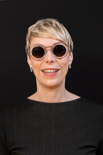 Portrait Schwarz-schwarz-4